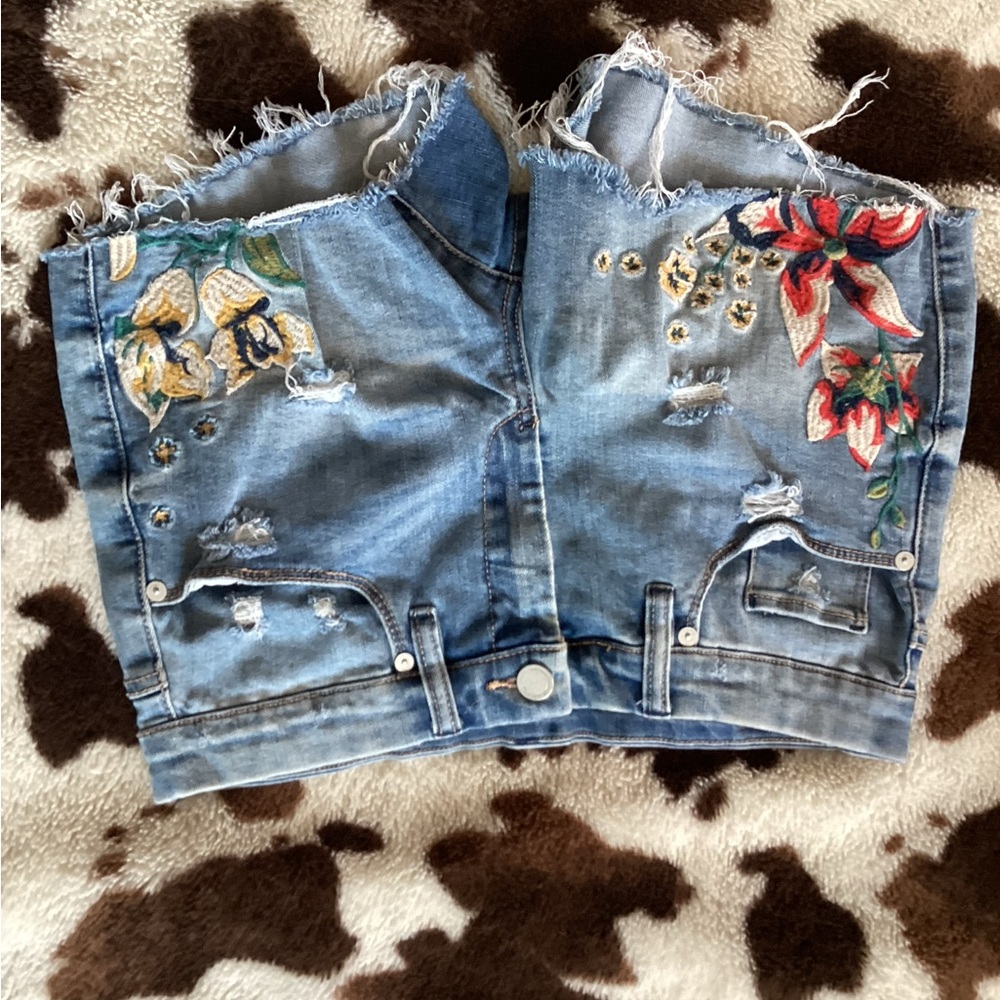 Blank NYC Blue Denim Shorts size 27